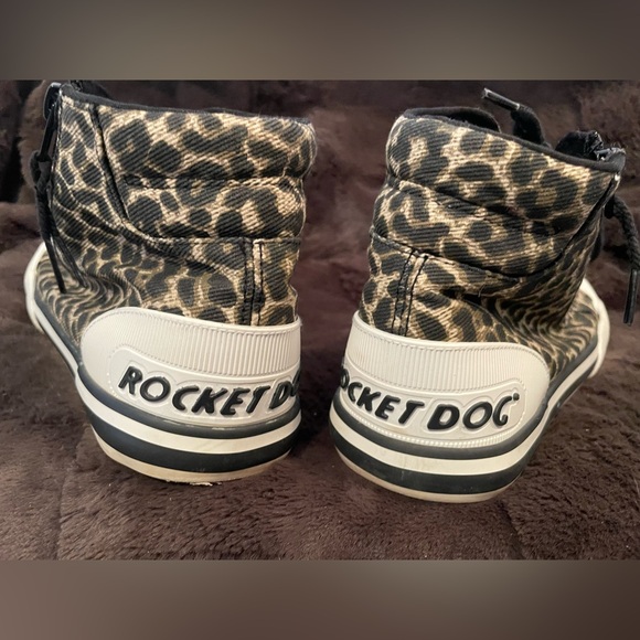 Rocket Dog Plush Foam Leopard Print Zip Up High Tops Sz 7.5 - Picture 2 of 16